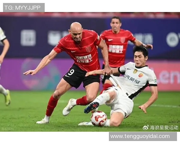 赛后分析:重庆排球队与成都排球队的团队协作表现与战术对比 赛后分析:重庆排球队与成都排球队的团队协作表现与战术对比