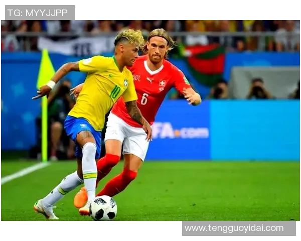 足球场上飞速前进的明星球员揭秘与成就分析